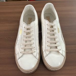 Vintage Puma Shoes. Worn several times but still excellent condition. Size 8 US.